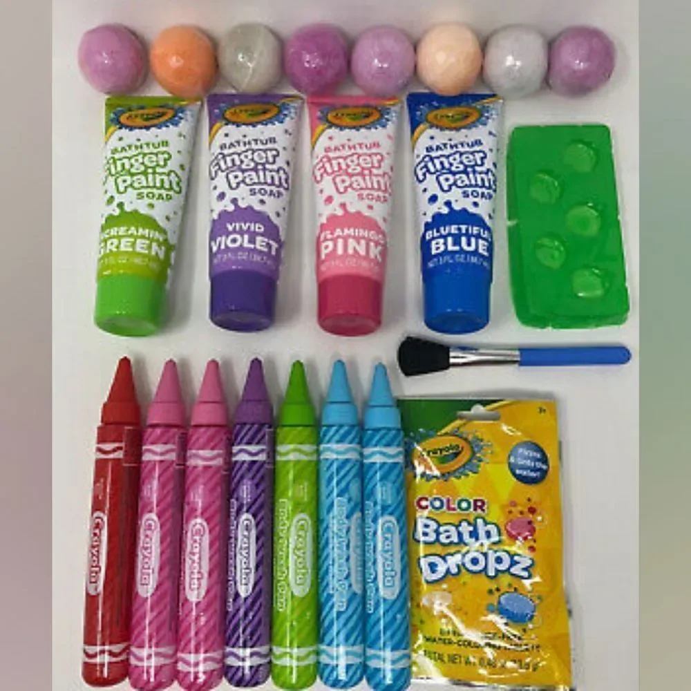 Crayola Bath Activity Bucket, Variety Pack, 30 Count Perfect for Easter!